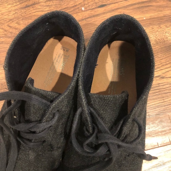 Toms Mid Canvas Shoes